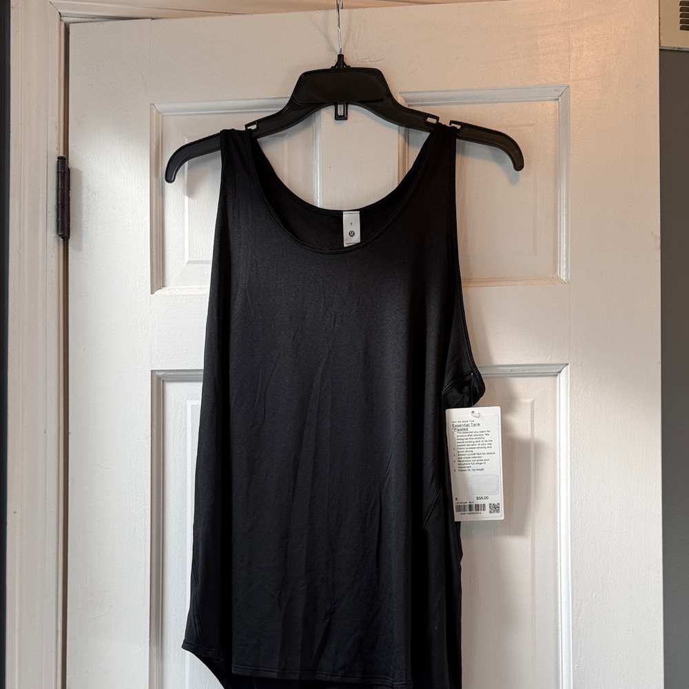 NWT lululemon Essential Tank Top